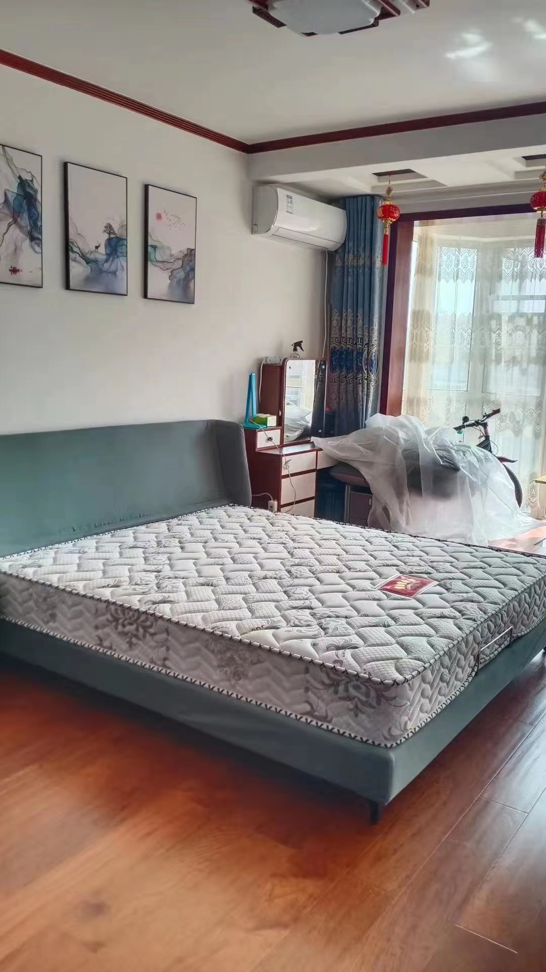 Ĵ泧